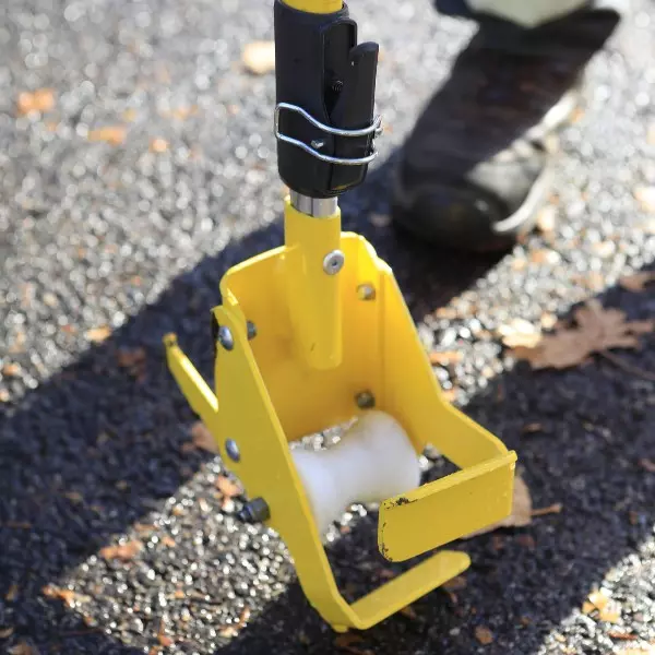 GUIDE ANTI-RETOUR POUR FLEXIBLE AVEC MANCHE TELESCOPIQUE