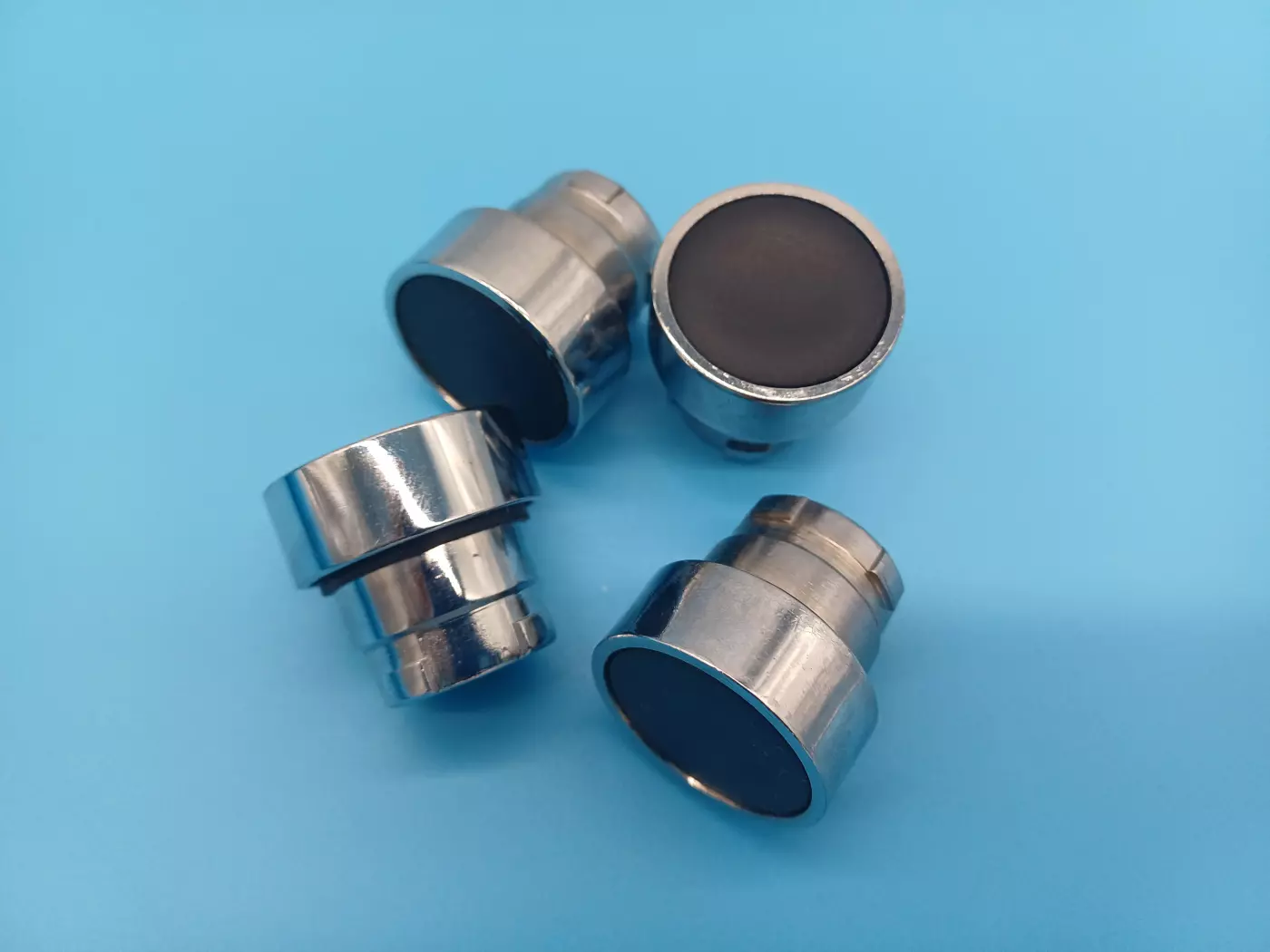 Bouton poussoir noir