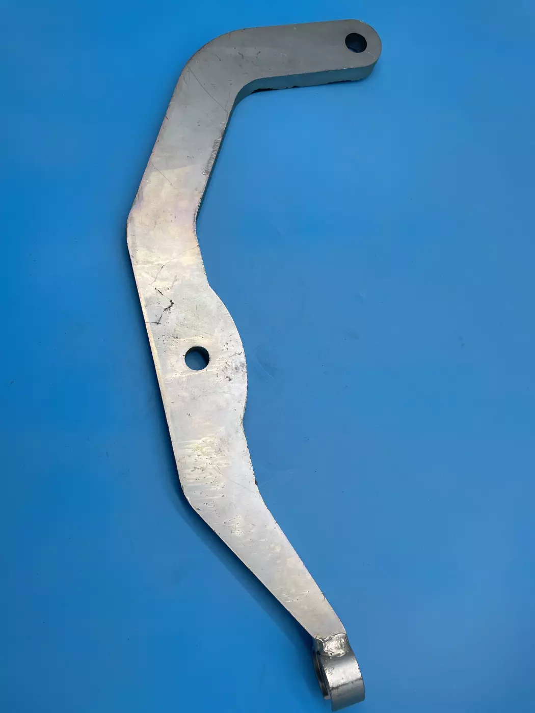 Bras de réservoir de sécurité