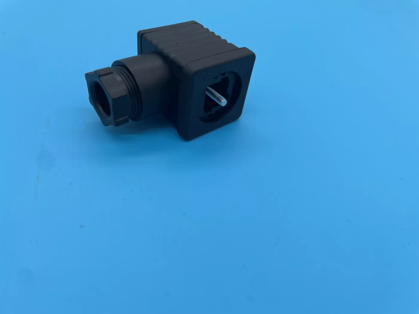 CONNECTEUR POUR BOBINE