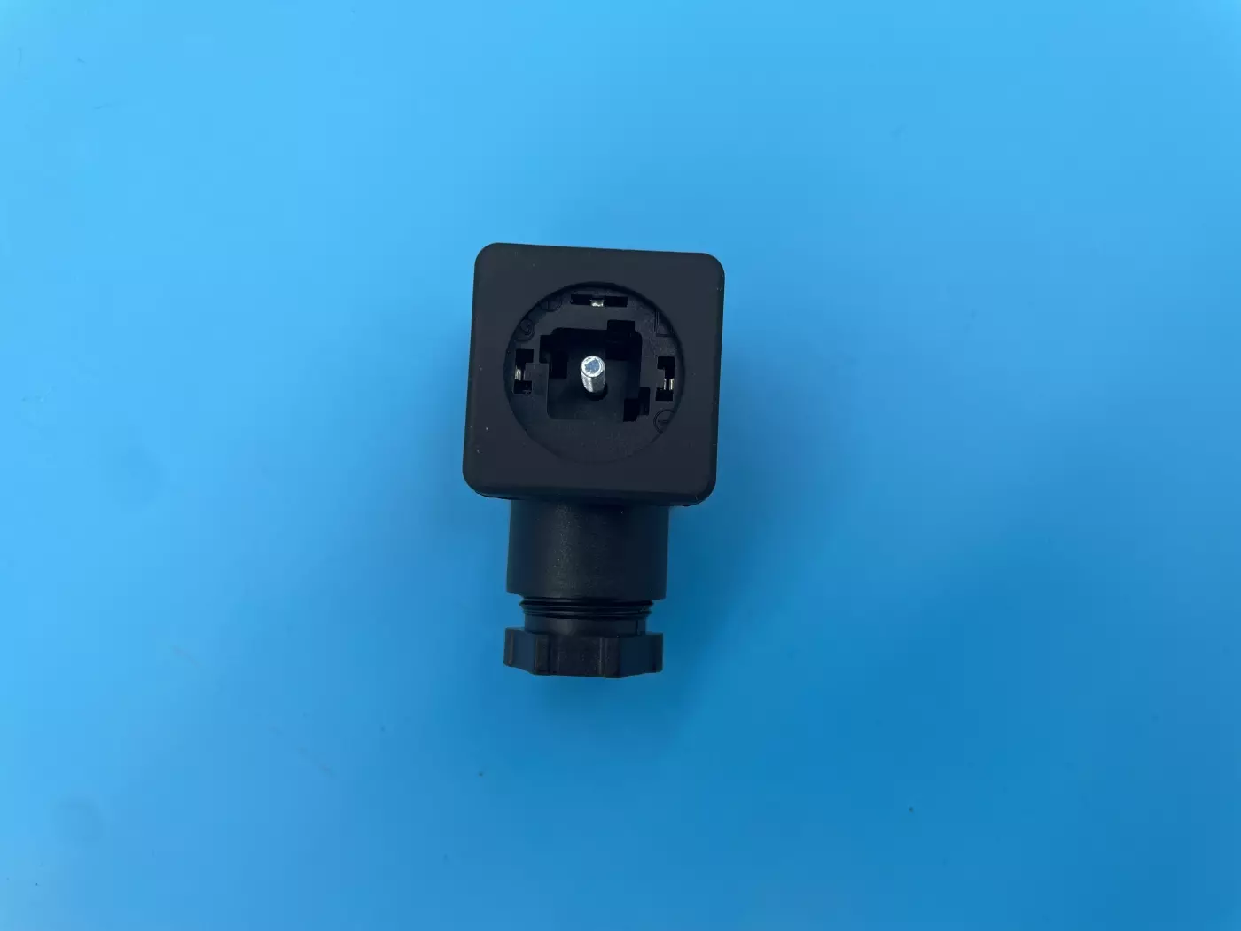 CONNECTEUR POUR BOBINE