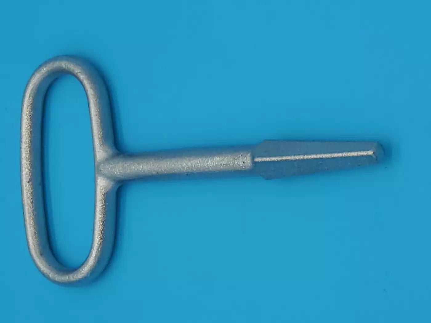 Clé de loqueteau carrée