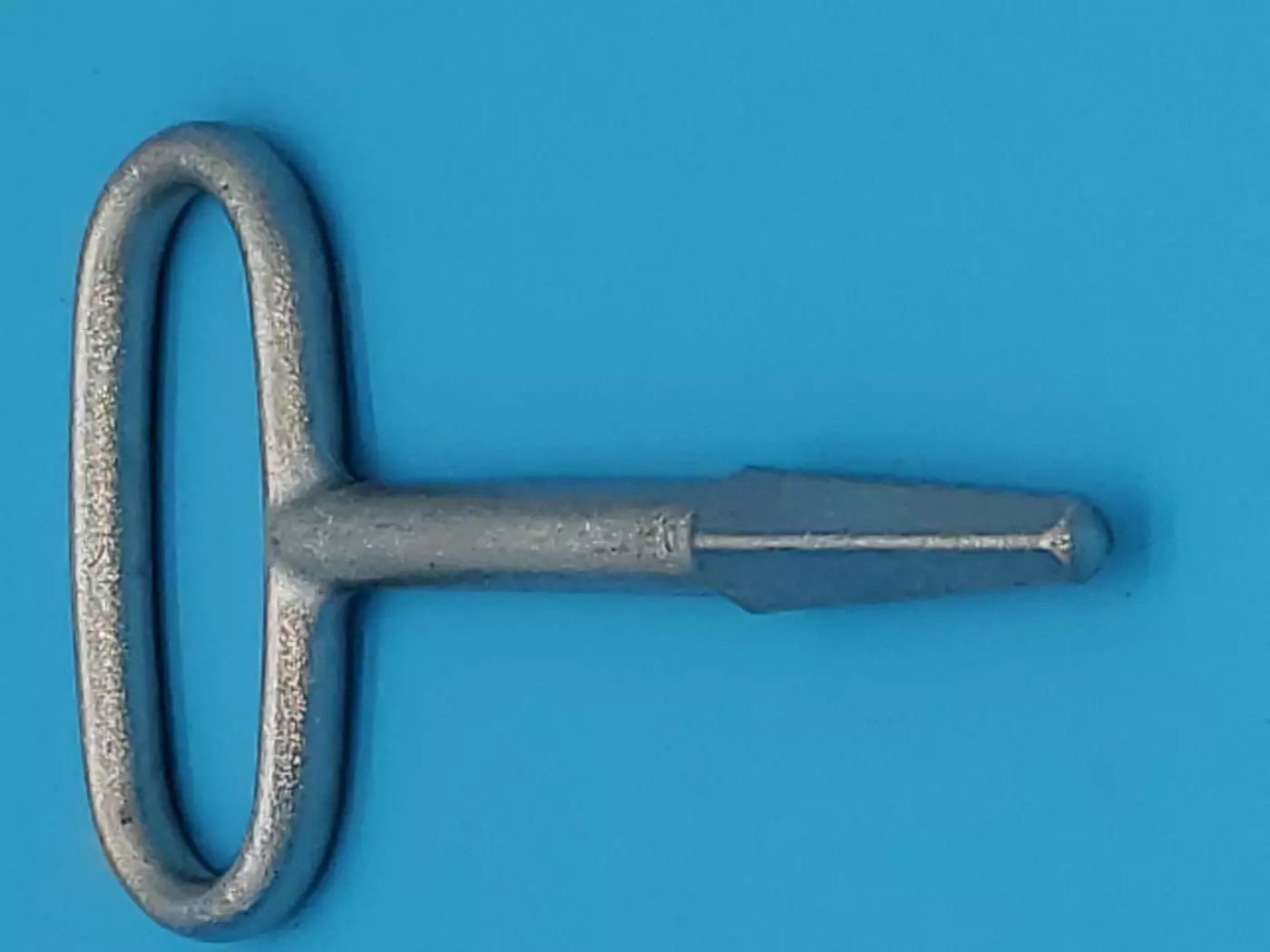 Clé de loqueteau carrée