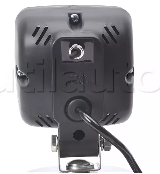 Phare de travail carré 9 LEDS avec interrupteur 12/24 volts
